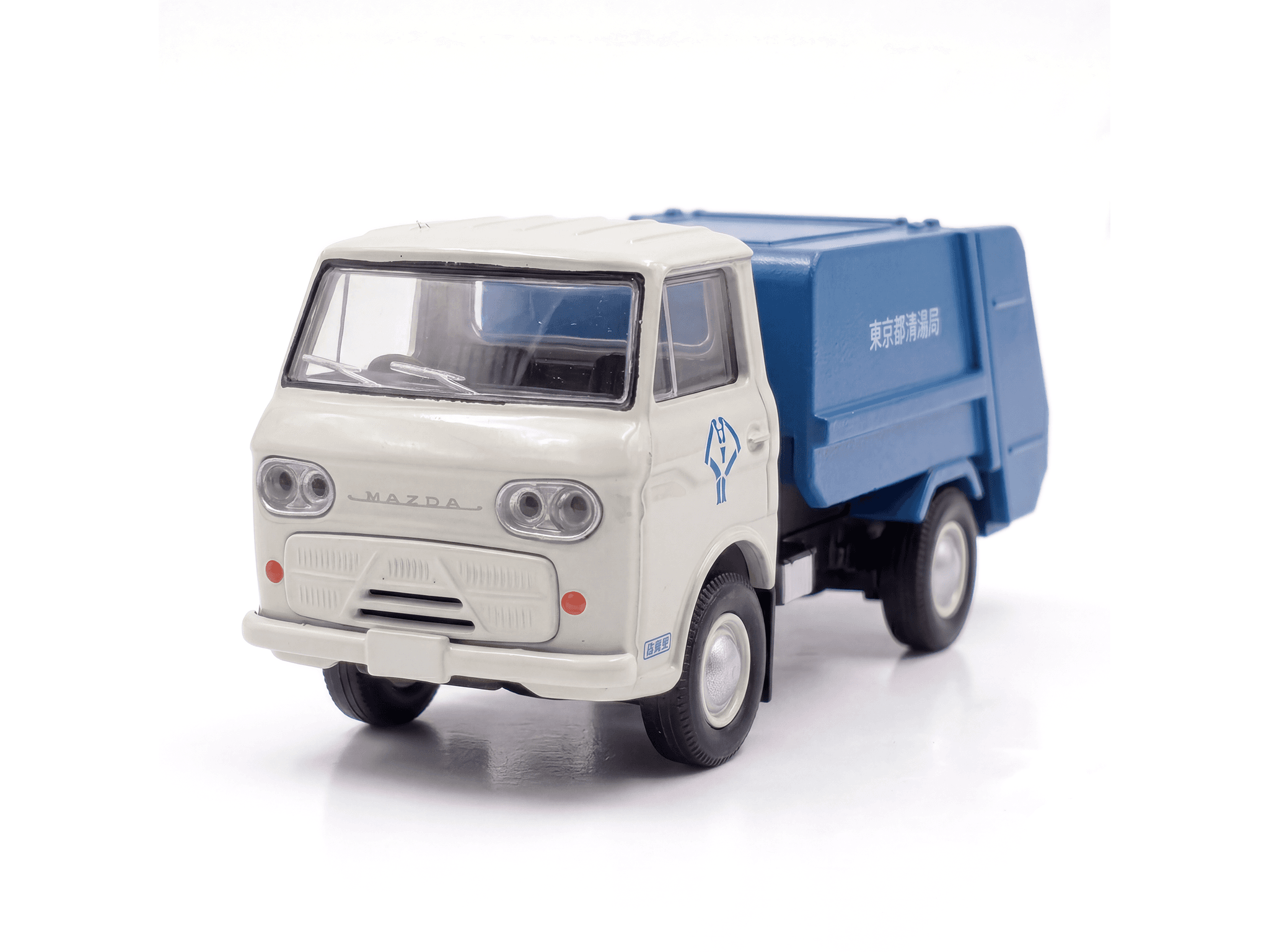 Mazda E2000 Refuse Truck