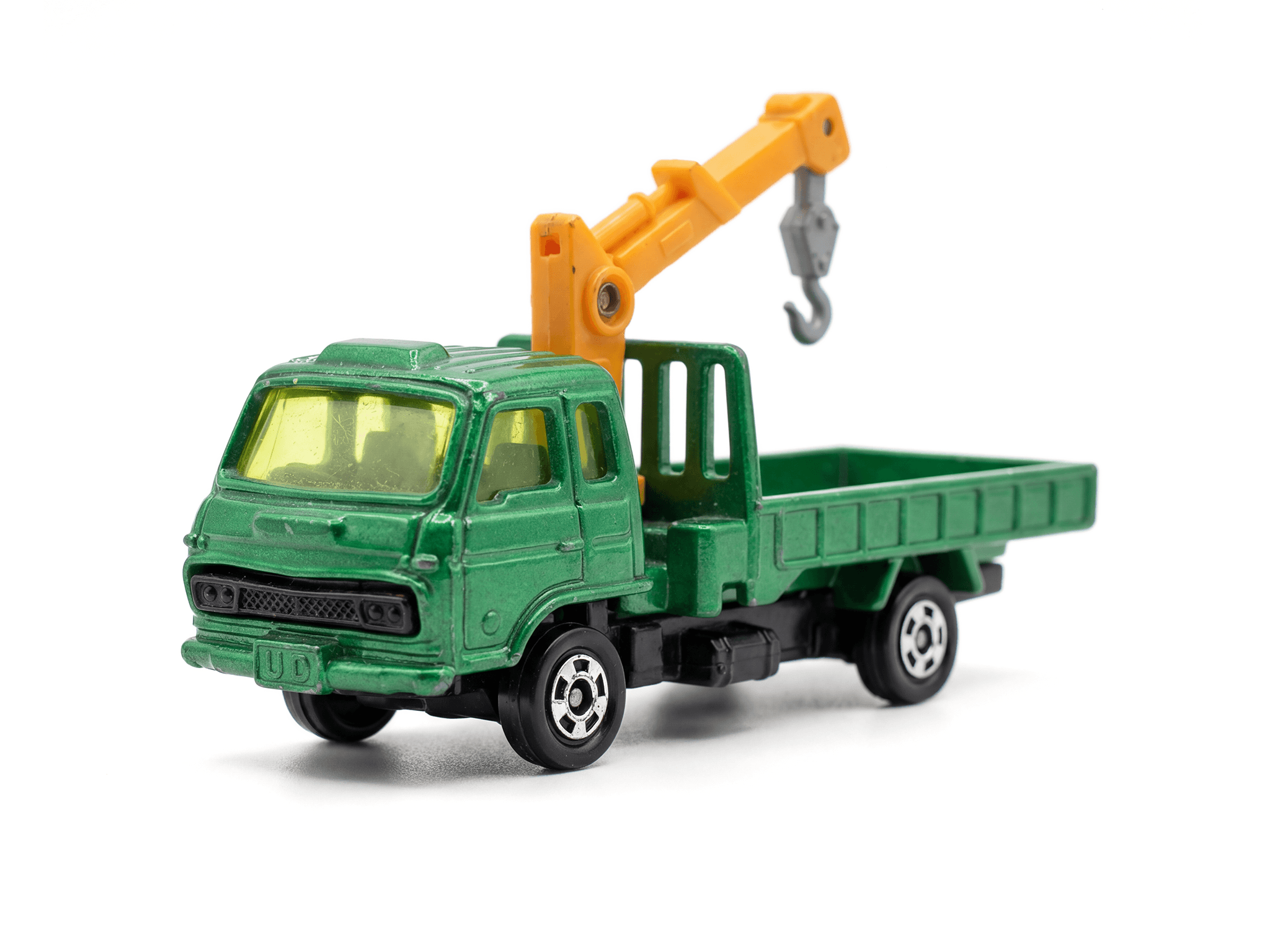 Nissan Diesel Condor Crane Cargo Truck