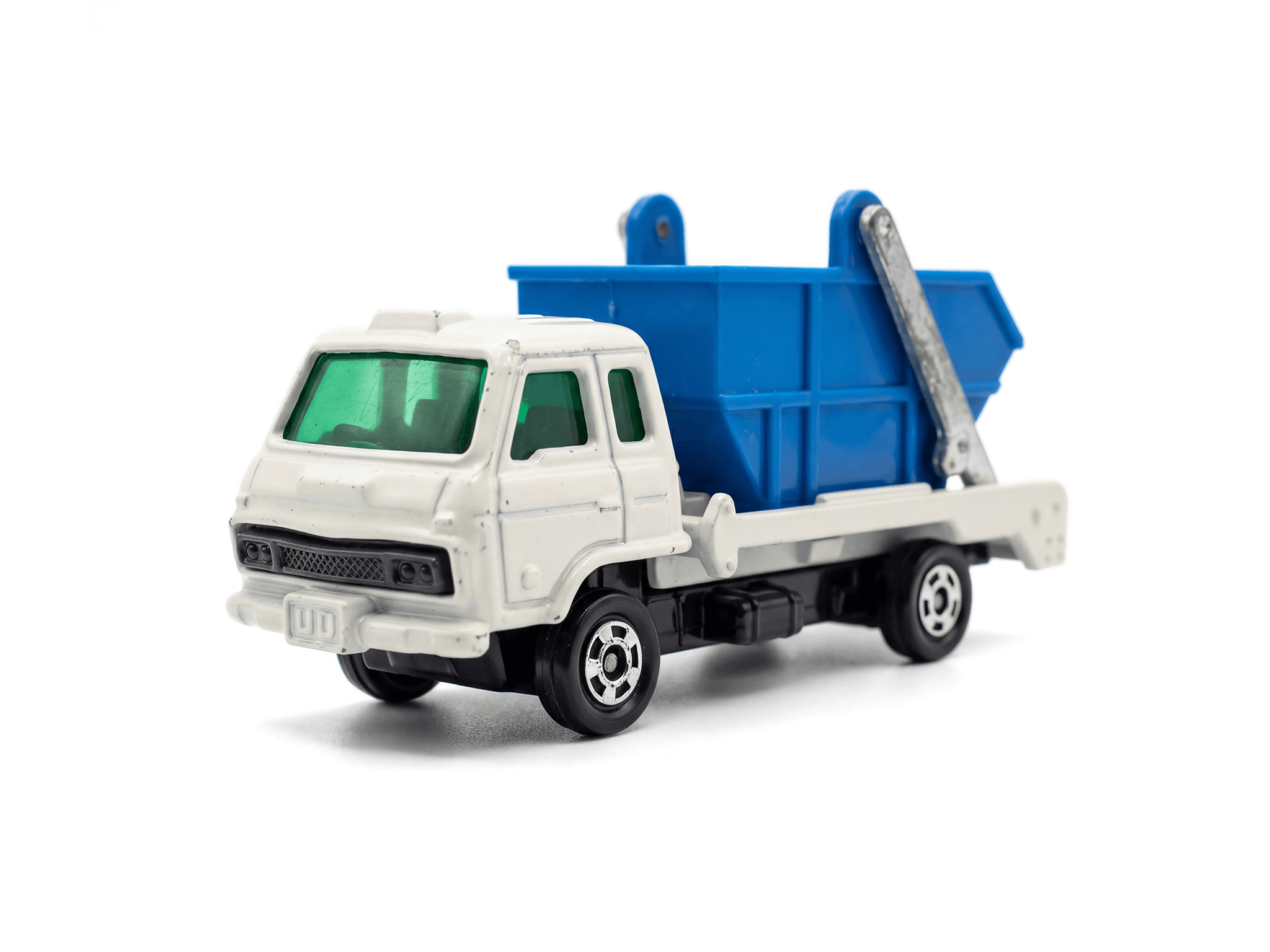 UD Condor Lift-Arm Truck