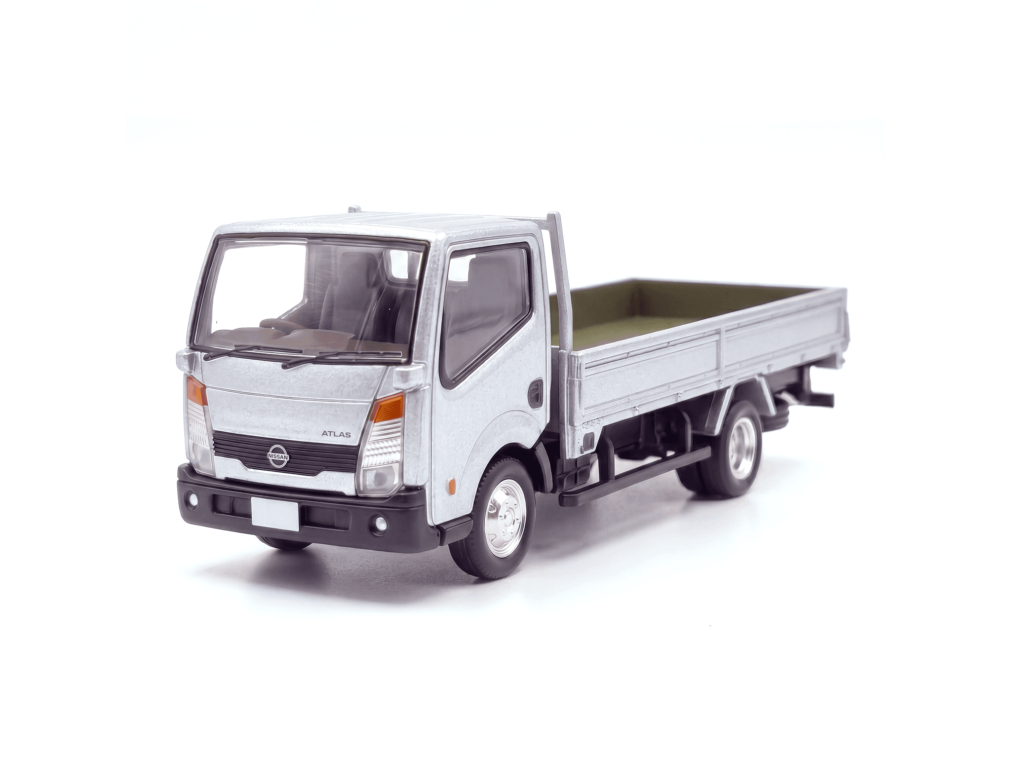 Nissan Atlas (F24) Long Body Full Super Row