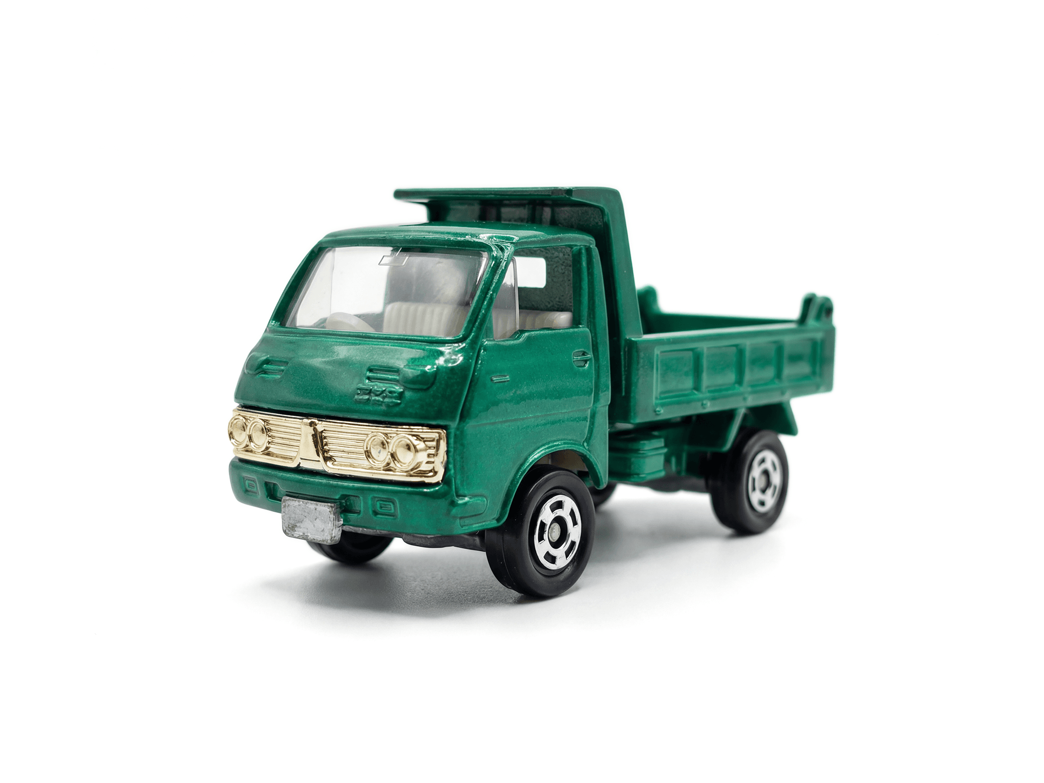 Isuzu Elf Dump Truck