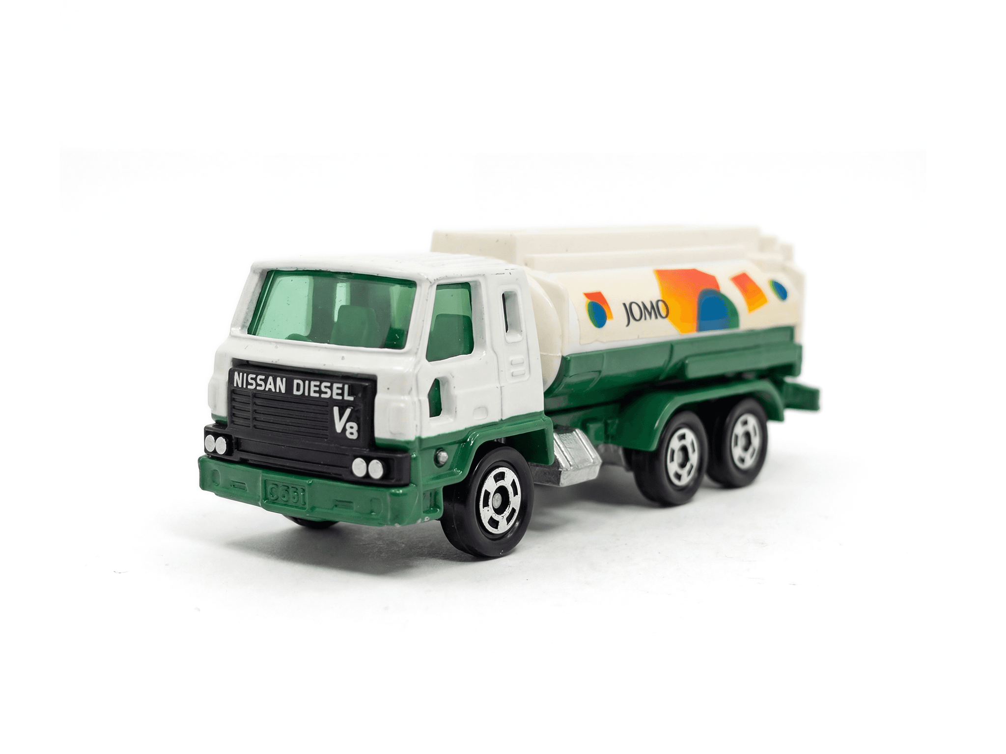 Nissan Diesel Tank Lorry (1997)