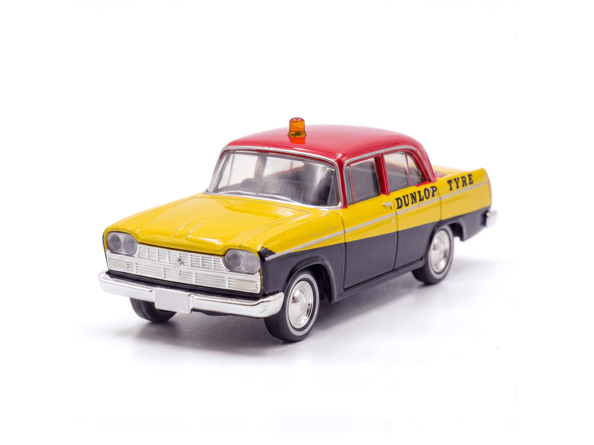 Nissan Cedric Custom (Dunlop)