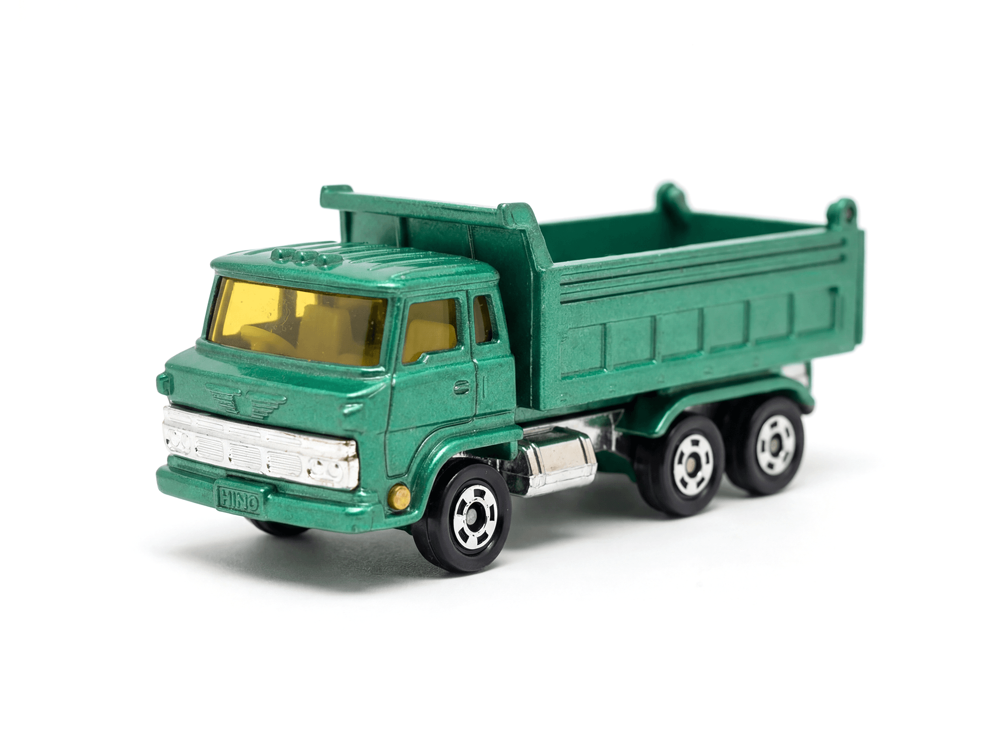 Hino Dump Car