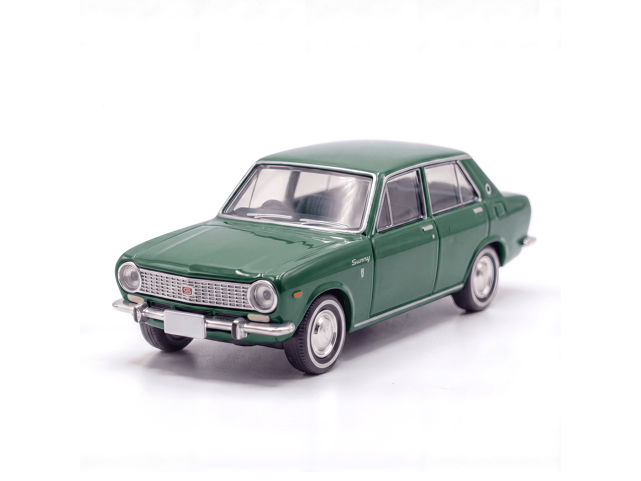 Datsun Sunny 1000 4door Sport Deluxe (69)