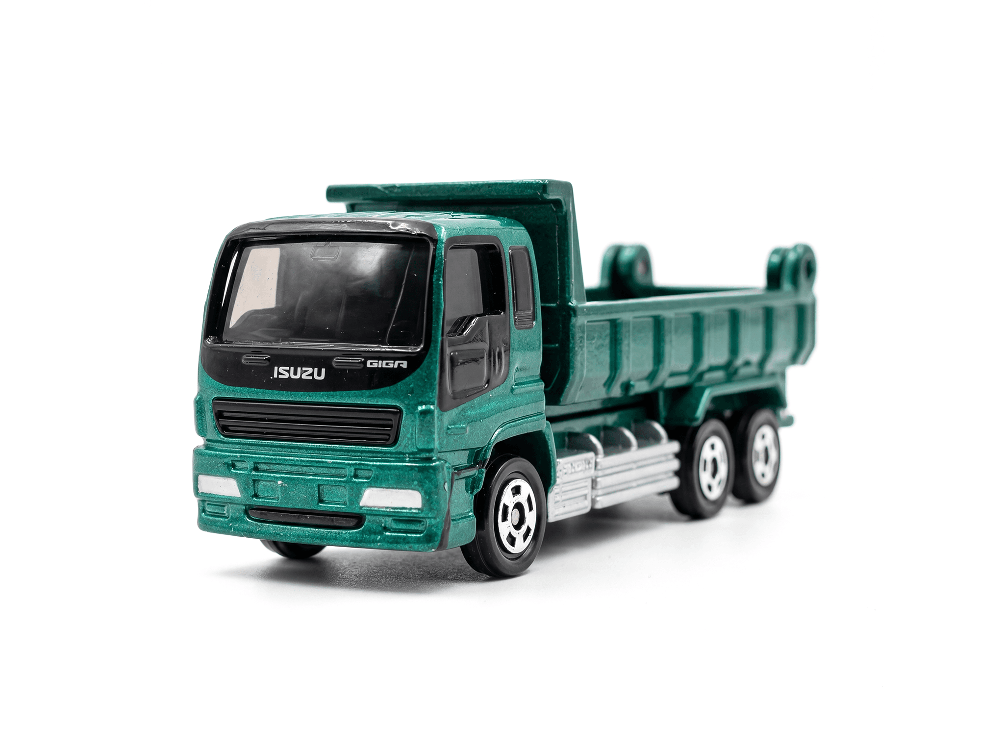 Isuzu Giga Dump Truck