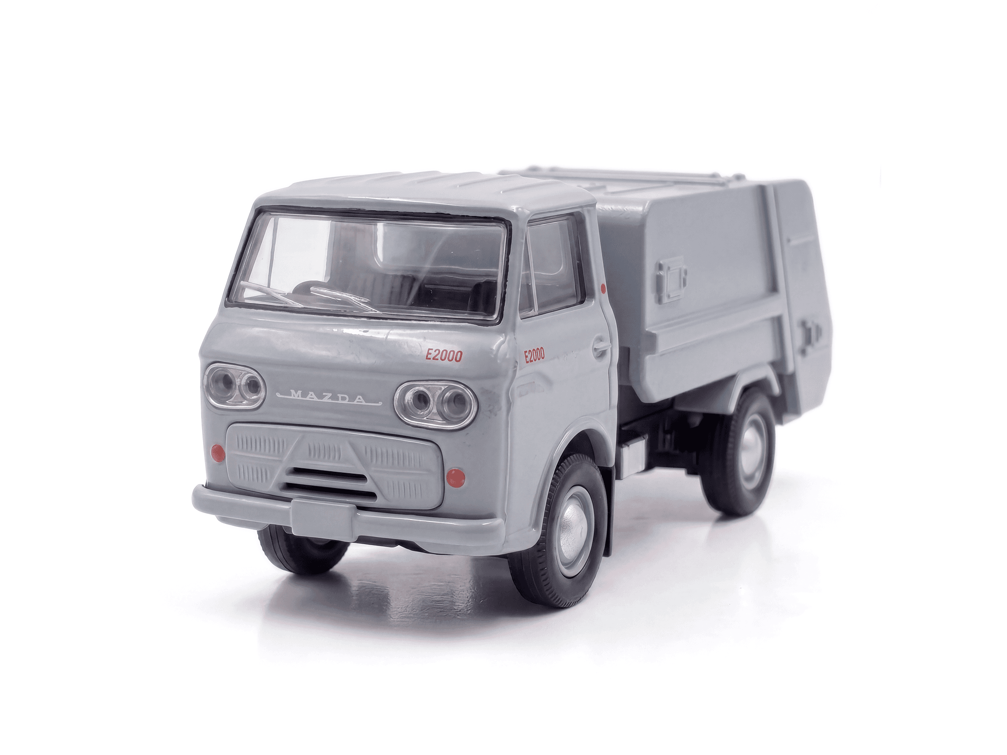 Mazda E2000 Refuse Truck